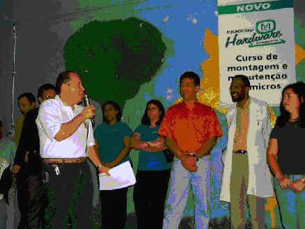 rumo2108a.jpg (28422 bytes)