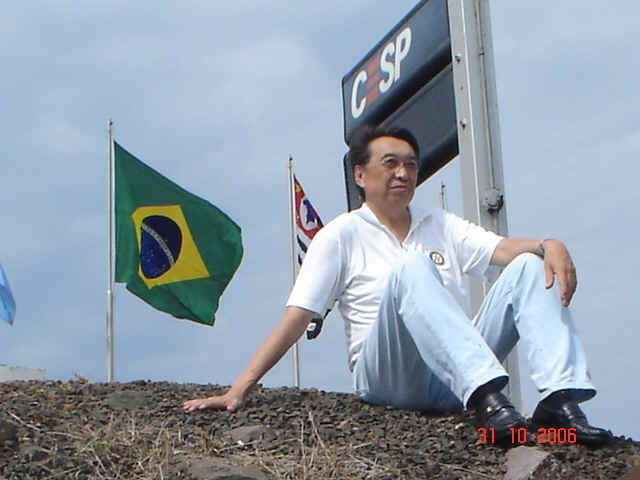 DSC08863.JPG (138630 bytes)
