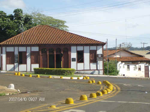 MuseuArteContenporanea.jpg (96352 bytes)