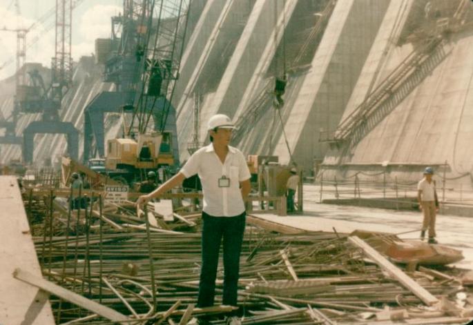 rhb10e.JPG (53499 bytes)